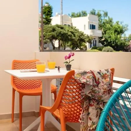 Orange Seaside Daire *